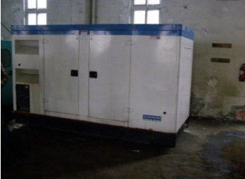 吉州康明斯150kw大型柴油二手发电机组